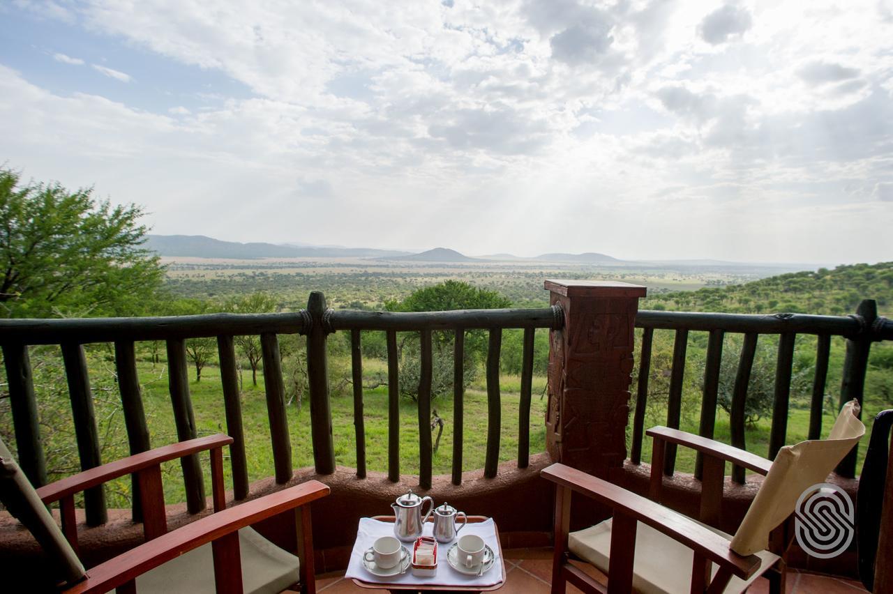 Serengeti Serena Safari Lodge Экстерьер фото